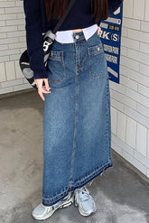 Falda acampanada de mezclilla lavada con cintura alta y múltiples bolsillos